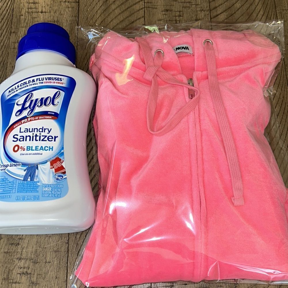 🩷 Neon Pink Velour Hoodie 2 Pockets. Adorable ☺️ - Picture 16 of 17